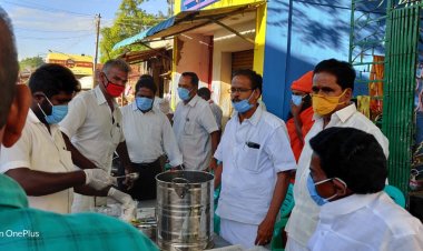 விக்கிரமங்கலம் இளைஞர்கள் சார்பில் கபசுர குடிநீர்