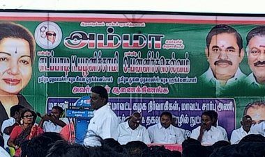 மதுரை புறநகர் மேற்கு மாவட்டம் தகவல் தொழில்நுட்ப பிரிவு சார்பாக அனைத்து தொழில்நுட்ப பிரிவு நிர்வாகிகளுக்கு கணினி வழங்கி மாண்புமிகு முப்பெரும் துறை அமைச்சர் அண்ணன் R.P.உதயகுமார் அவர்கள் ஆலோசனை வழங்கி சிறப்பித்த அமைச்சர் அவர்களுக்கு உசிலம்பட்டி தகவல் தொழில்நுட்ப பிரிவு சார்பாக கோடான கோடி நன்றி!!!