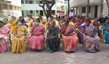 அரசு கள்ளர் பள்ளி ஆசிரியர்களுக்கு ஆங்கிலப் பயிற்சி இணை இயக்குநர் தொடங்கி வைத்தார்