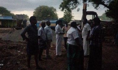 உசிலம்பட்டியில் கோவிலை இடித்து கடைகள் பிஜேபியினர் முற்றுகை பரபரப்பு