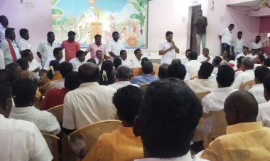 உசிலம்பட்டியில் திமுகவினர் உள்ளரங்கு கூட்டம்