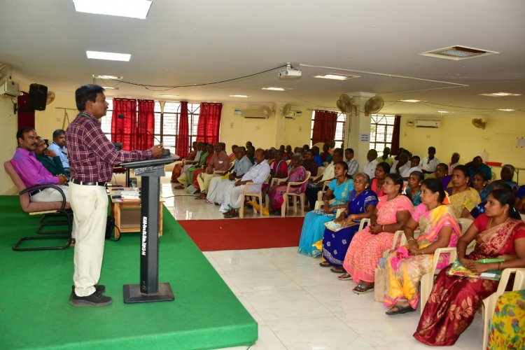 மிளகில் மேம்படுத்த பட்ட பயிற்சி பெரியகுளம் விவசாயிகள் மகிழ்ச்சி